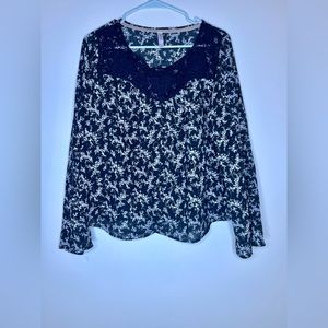 TARGET xhilaration Blouse| Size XXL